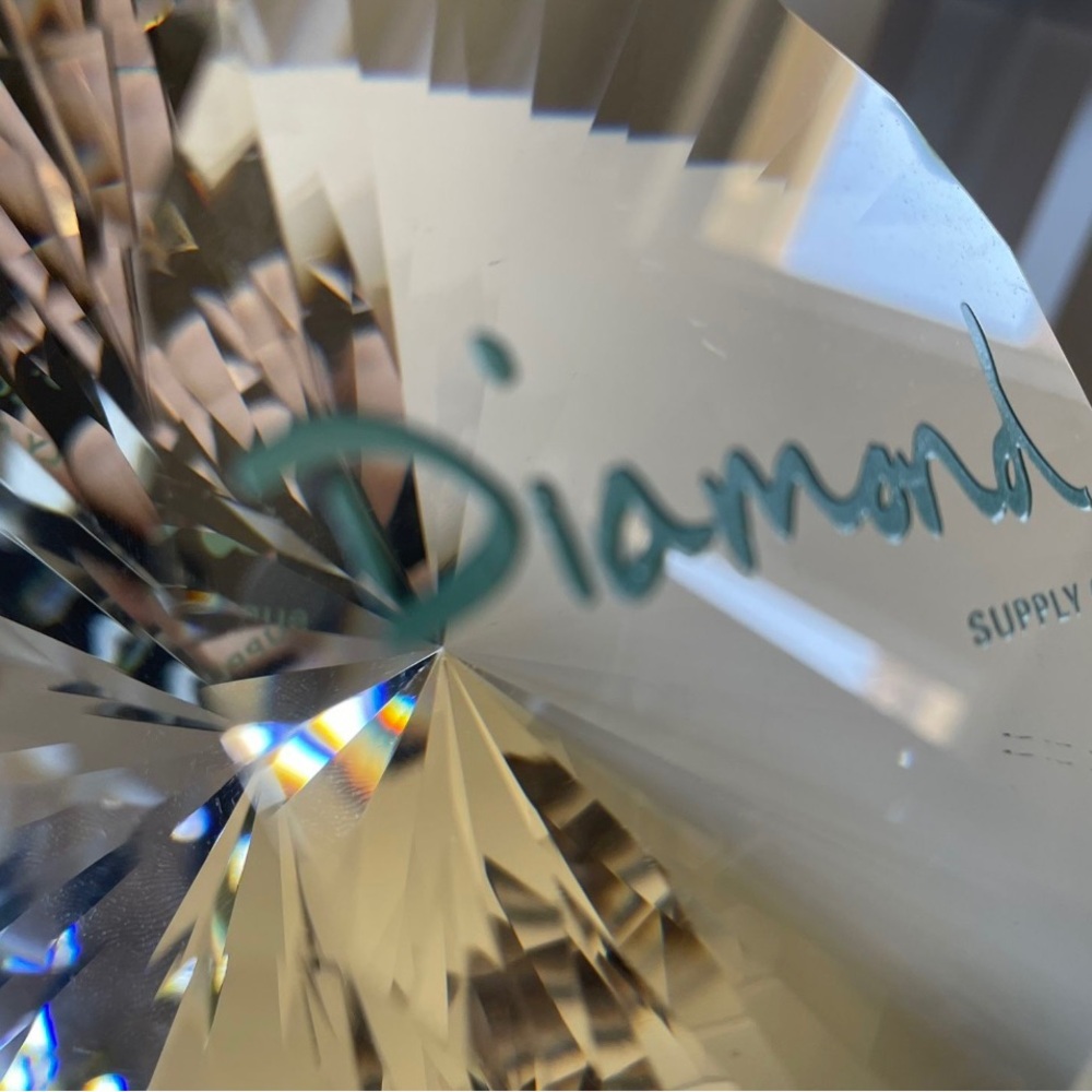 Diamond Supply Co. - Crystal paperweight - RARE** COLLECTIBLE